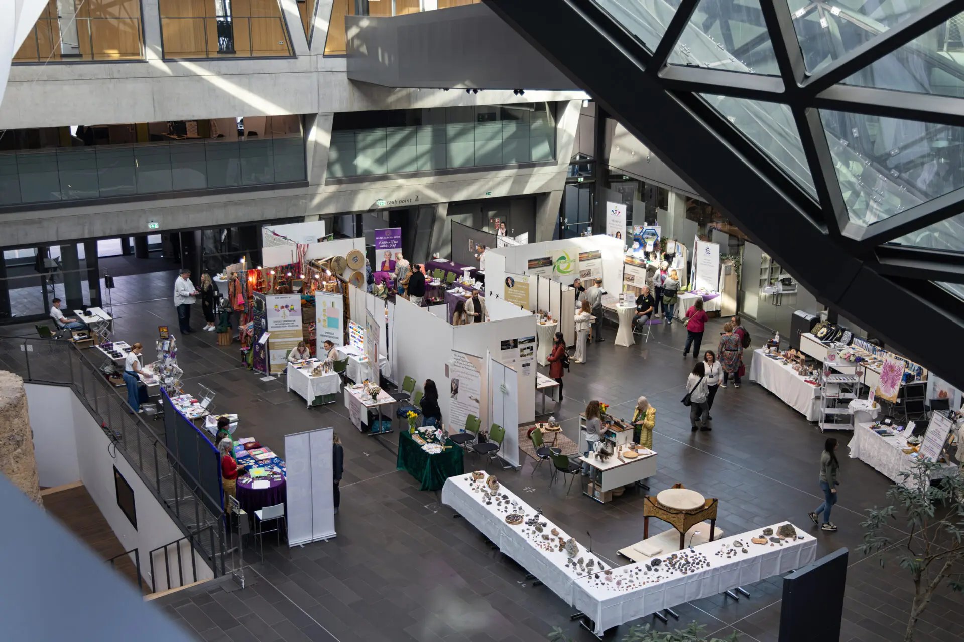 Blick in die Messehalle